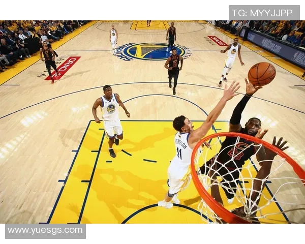 骑士与勇士第六场精彩对决全景回顾与赛后分析